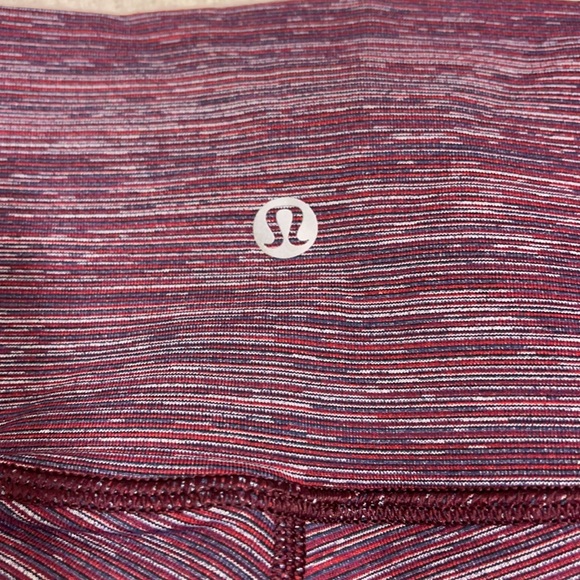 Lululemon Wunder Under Crop HR size 2 - Picture 6 of 9